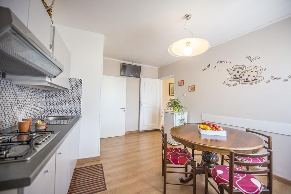 Nonna Arde Apartment เบเวรีโน ภายนอก รูปภาพ